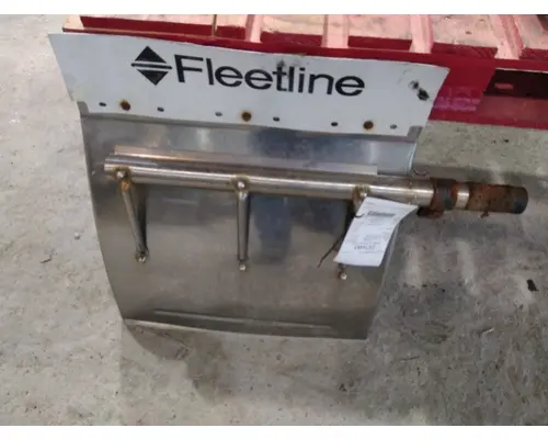 FREIGHTLINER CASCADIA 125 FENDER, QUARTERHALF REAR