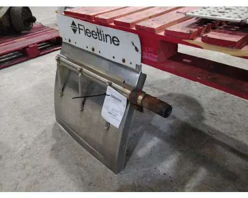 FREIGHTLINER CASCADIA 125 FENDER, QUARTERHALF REAR