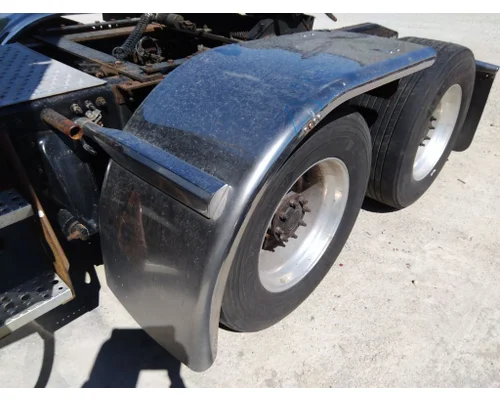 FREIGHTLINER CASCADIA 125 FENDER, QUARTERHALF REAR