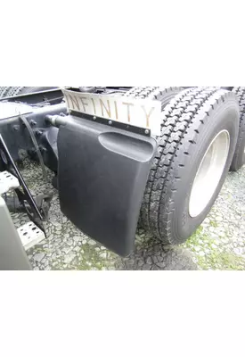 FREIGHTLINER CASCADIA 125 FENDER, QUARTER/HALF REAR