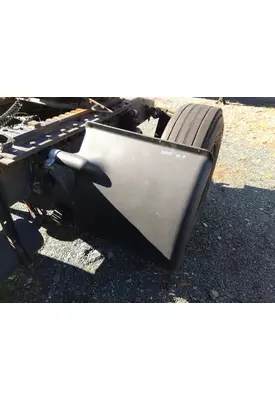 FREIGHTLINER CASCADIA 125 FENDER, QUARTER/HALF REAR