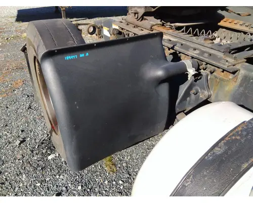 FREIGHTLINER CASCADIA 125 FENDER, QUARTERHALF REAR