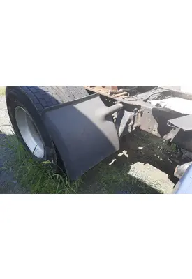 FREIGHTLINER CASCADIA 125 FENDER, QUARTER/HALF REAR
