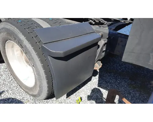 FREIGHTLINER CASCADIA 125 FENDER, QUARTERHALF REAR