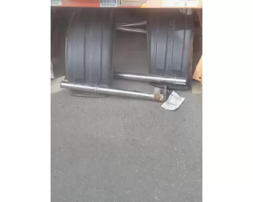 FREIGHTLINER CASCADIA 125 FENDER, SPLASH SHIELDGUARD