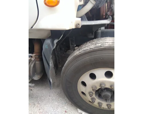 FREIGHTLINER CASCADIA 125 FENDER, SPLASH SHIELDGUARD