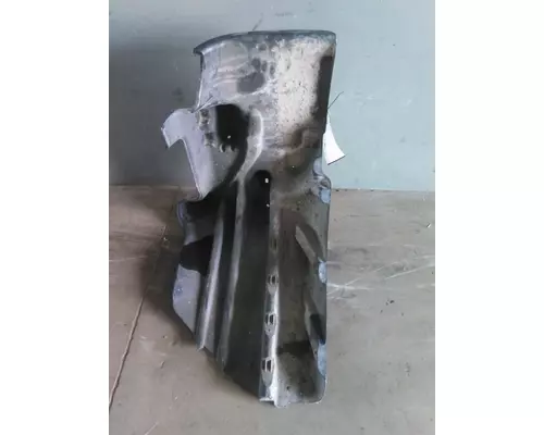 FREIGHTLINER CASCADIA 125 FENDER, SPLASH SHIELDGUARD