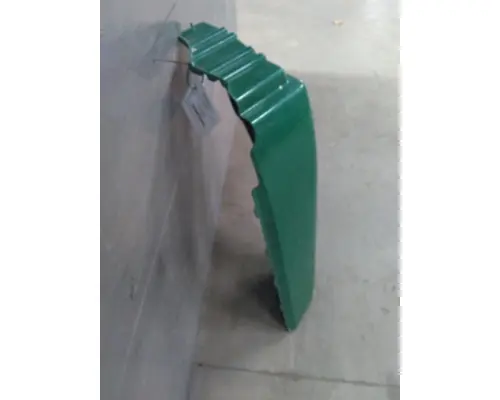 FREIGHTLINER CASCADIA 125 FENDER EXTENSION