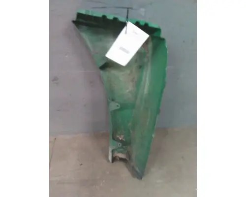 FREIGHTLINER CASCADIA 125 FENDER EXTENSION