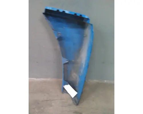 FREIGHTLINER CASCADIA 125 FENDER EXTENSION