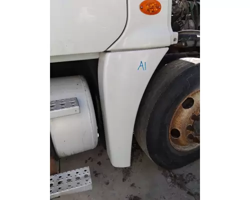 FREIGHTLINER CASCADIA 125 FENDER EXTENSION
