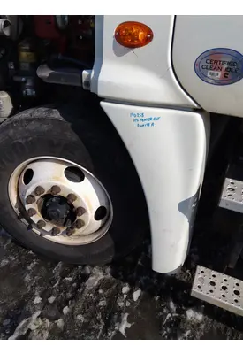 FREIGHTLINER CASCADIA 125 FENDER EXTENSION