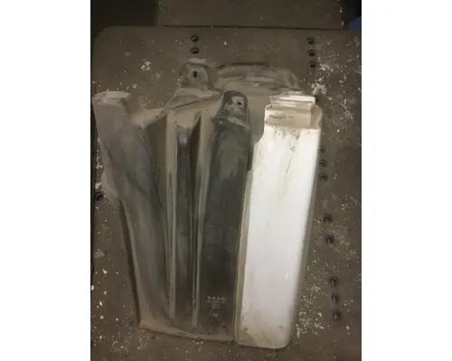 FREIGHTLINER CASCADIA 125 FENDER EXTENSION