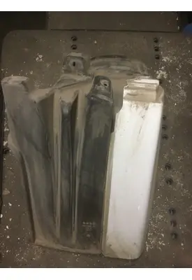 FREIGHTLINER CASCADIA 125 FENDER EXTENSION