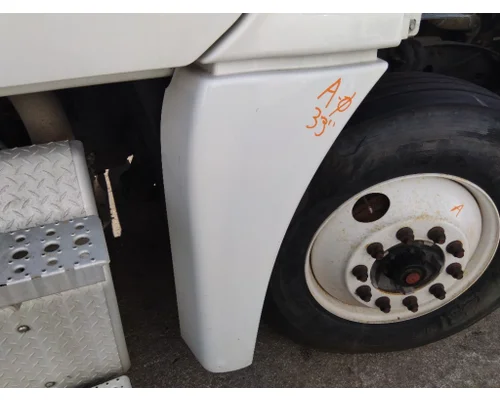 FREIGHTLINER CASCADIA 125 FENDER EXTENSION
