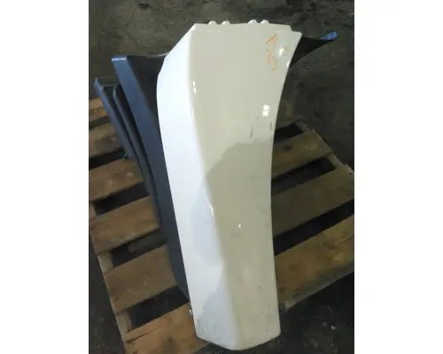 FREIGHTLINER CASCADIA 125 FENDER EXTENSION