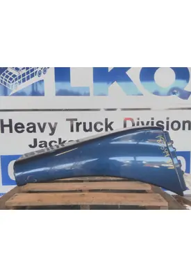 FREIGHTLINER CASCADIA 125 FENDER EXTENSION