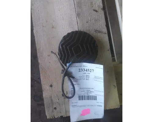 FREIGHTLINER CASCADIA 125 FOG LIGHT