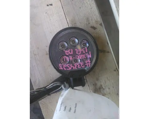 FREIGHTLINER CASCADIA 125 FOG LIGHT