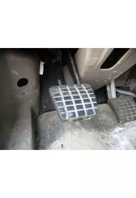 FREIGHTLINER CASCADIA 125 FOOT PEDAL