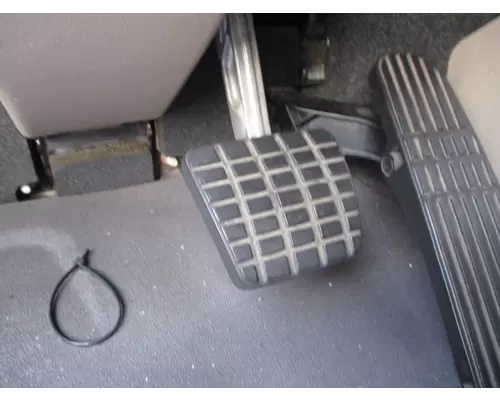 FREIGHTLINER CASCADIA 125 FOOT PEDAL