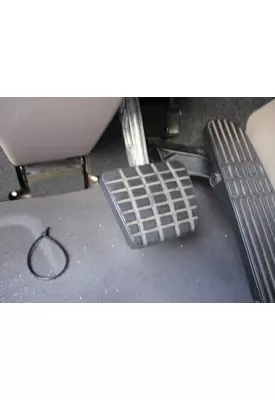 FREIGHTLINER CASCADIA 125 FOOT PEDAL