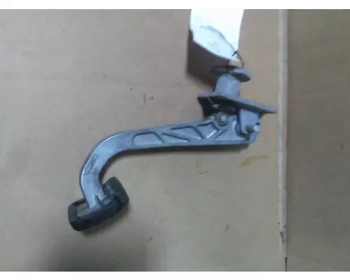 FREIGHTLINER CASCADIA 125 FOOT PEDAL