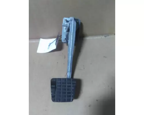 FREIGHTLINER CASCADIA 125 FOOT PEDAL