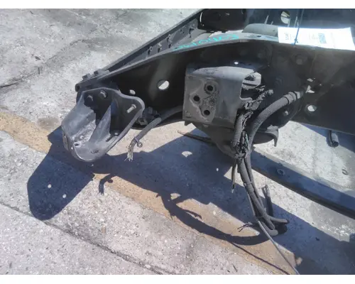 FREIGHTLINER CASCADIA 125 FRAME HORN