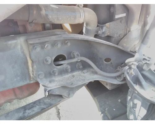 FREIGHTLINER CASCADIA 125 FRAME HORN