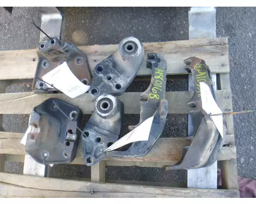 FREIGHTLINER CASCADIA 125 FRAME HORN