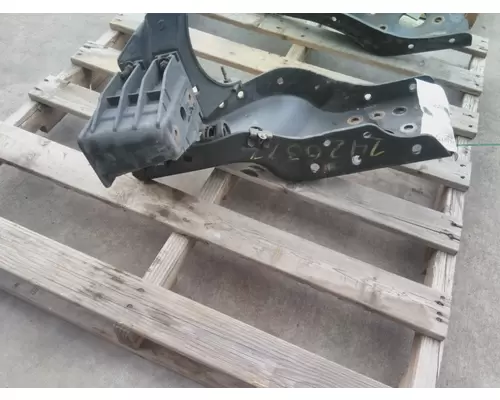 FREIGHTLINER CASCADIA 125 FRAME HORN