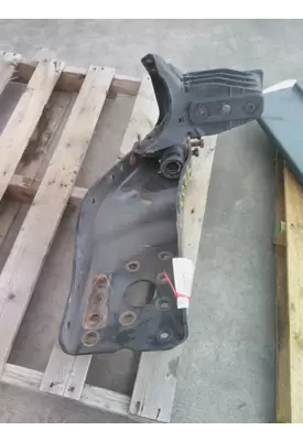 FREIGHTLINER CASCADIA 125 FRAME HORN
