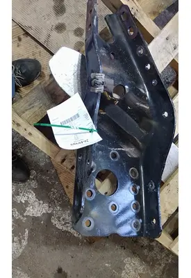 FREIGHTLINER CASCADIA 125 FRAME HORN