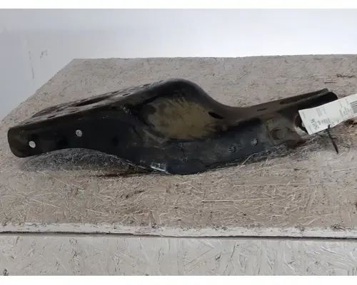 FREIGHTLINER CASCADIA 125 FRAME HORN