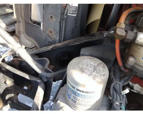 FREIGHTLINER CASCADIA 125 FRAME HORN