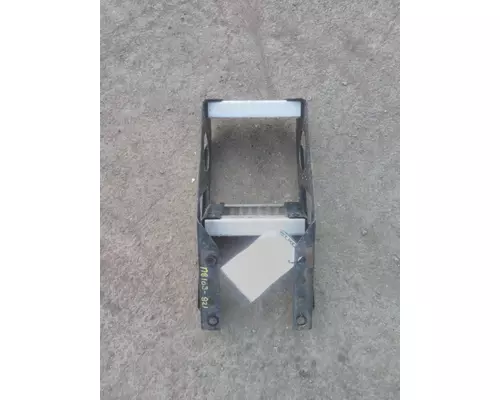 FREIGHTLINER CASCADIA 125 FRAME STEP