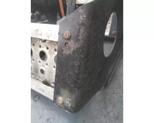 FREIGHTLINER CASCADIA 125 FRAME STEP