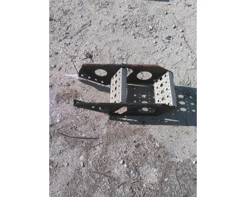 FREIGHTLINER CASCADIA 125 FRAME STEP