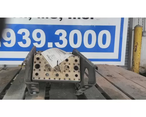 FREIGHTLINER CASCADIA 125 FRAME STEP