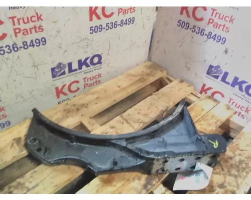 FREIGHTLINER CASCADIA 125 FUEL TANK BRACKET