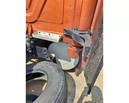 FREIGHTLINER CASCADIA 125 FUEL TANK