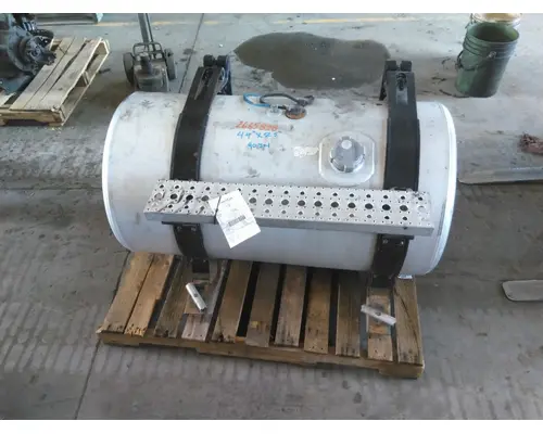 FREIGHTLINER CASCADIA 125 FUEL TANK