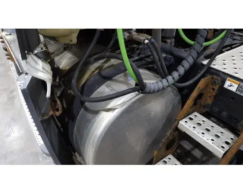 FREIGHTLINER CASCADIA 125 FUEL TANK