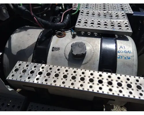 FREIGHTLINER CASCADIA 125 FUEL TANK