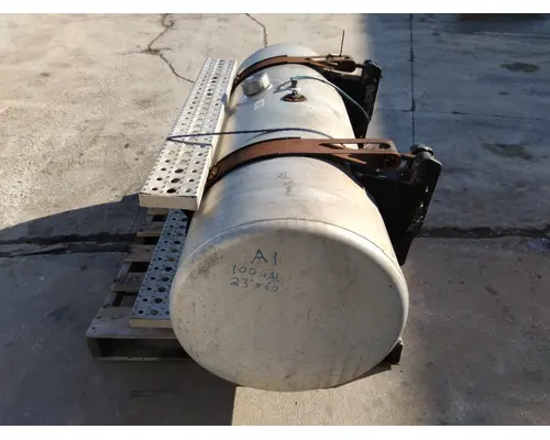 FREIGHTLINER CASCADIA 125 FUEL TANK