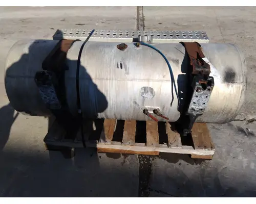 FREIGHTLINER CASCADIA 125 FUEL TANK
