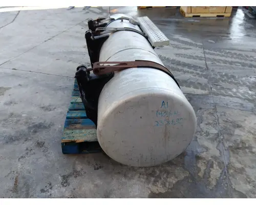 FREIGHTLINER CASCADIA 125 FUEL TANK