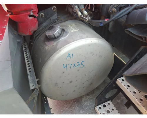 FREIGHTLINER CASCADIA 125 FUEL TANK