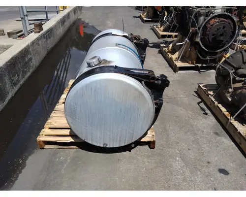 FREIGHTLINER CASCADIA 125 FUEL TANK